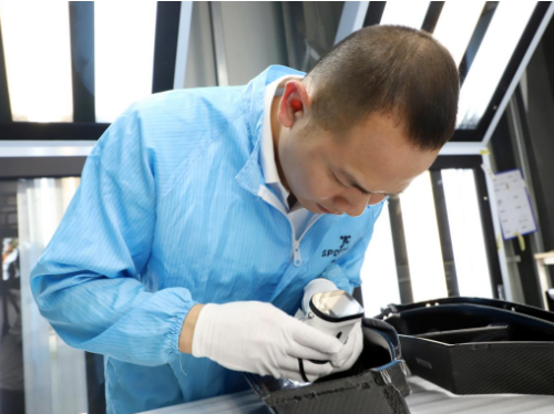 JCSPORTLINE Proven Solutions for Carbon Fiber Defects: White Spots and Bubbles in Parts
