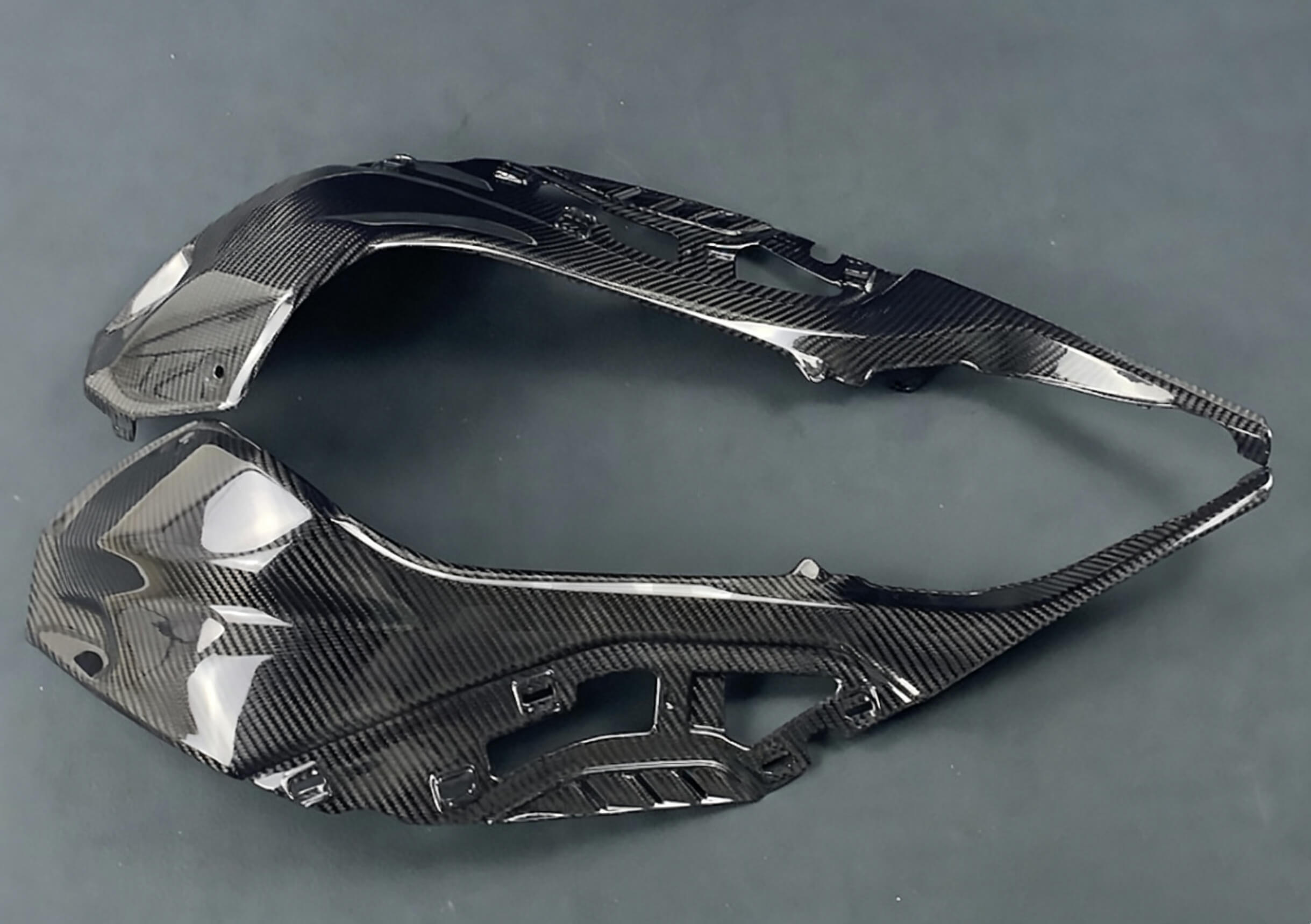 OEM-Grade Carbon Fiber Vented Tank Side Panels for BMW S1000RR S1000R & M1000RR - Image 2